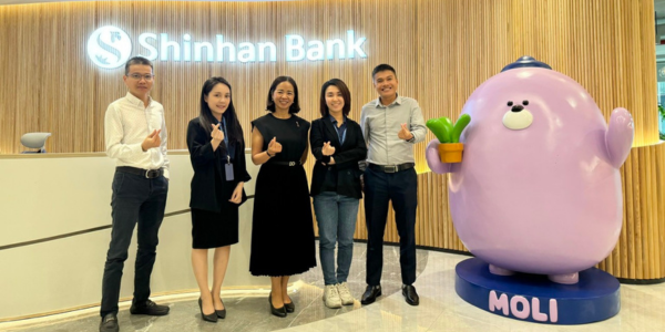 Ban lãnh đạo SOI.Pro thăm trụ sở mới của Shinhan Bank tại TP. Hồ Chí Minh