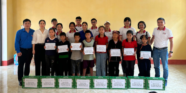 SOI.Pro organized charity work in Yen Bai